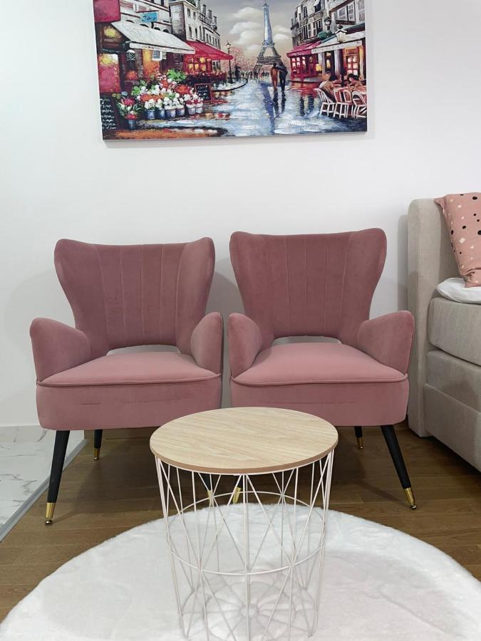 Spring Deluxe Apartamento Novi Sad Exterior foto