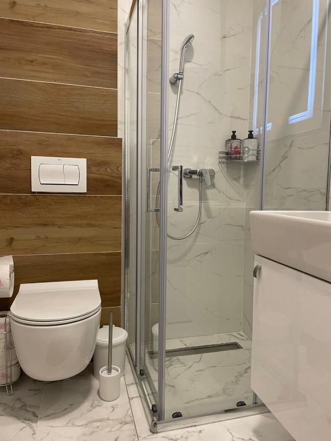 Spring Deluxe Apartamento Novi Sad Exterior foto